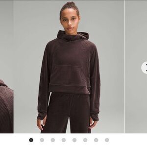 Lululemon Scuba Oversized Hoodie *Velvet
Cord ESPR M/L